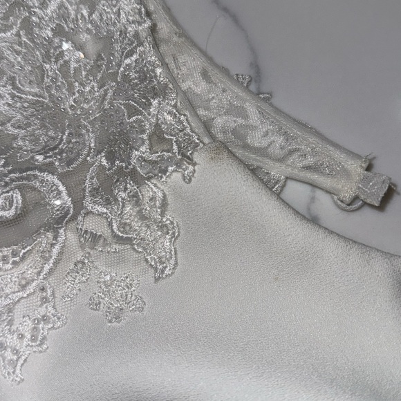 David’s Bridal Wedding Gown - Ivory size 14 - only tried on not worn or altered - Picture 5 of 14